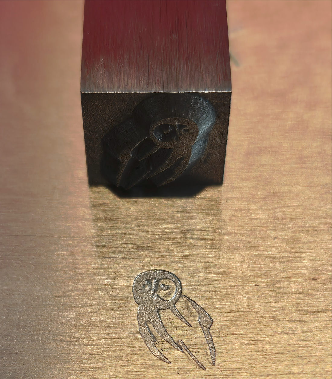 How to Choose a Custom Steel Stamp for Metal